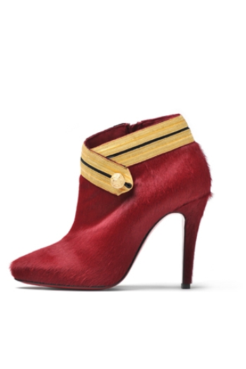 красная обуви, модный тренд, осень 2012